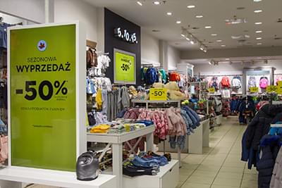 digital signage for shops