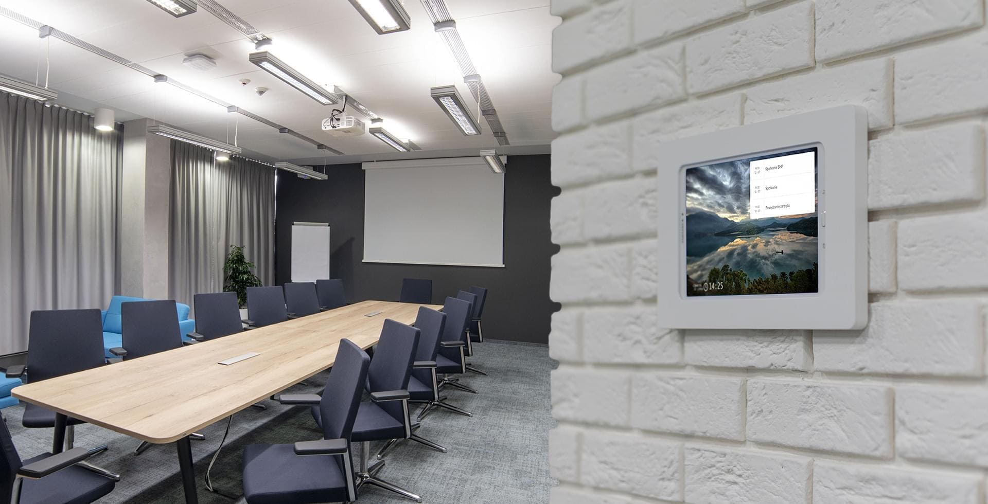 digital signage software free download